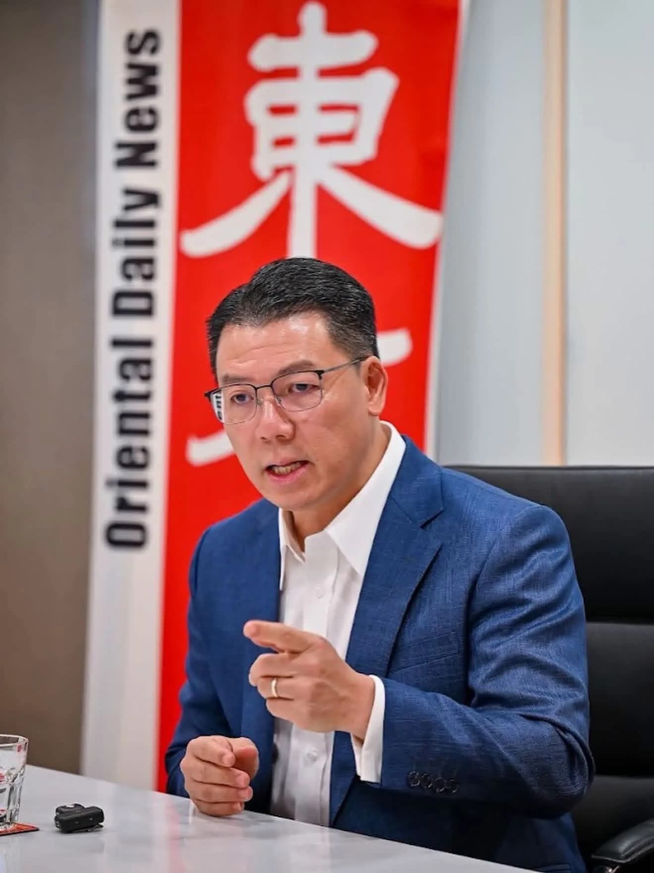 Exclusive Full Page Interview with Oriental Daily — Nga Kor Ming — Photo 1