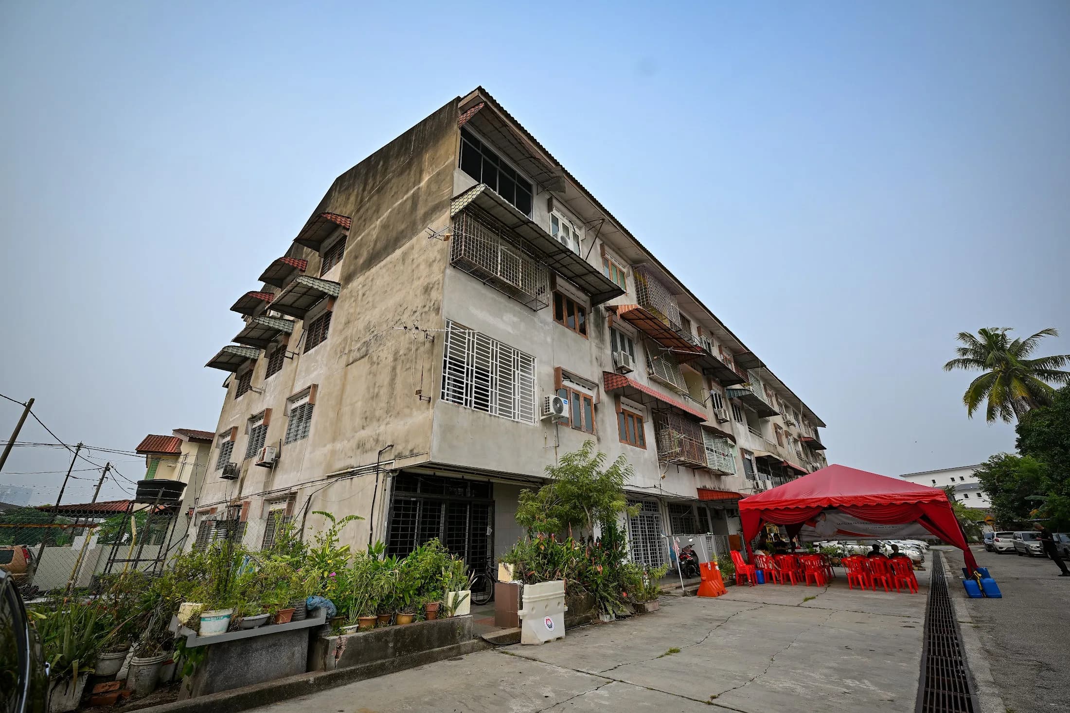 SK Program 1 : Lawatan ke Rumah Pangsa Kenanga,Seksyen 1 — Nga Kor Ming — Photo 1: SK Program 1 : Lawatan ke Rumah Pangsa Kenanga,Seksyen 1
