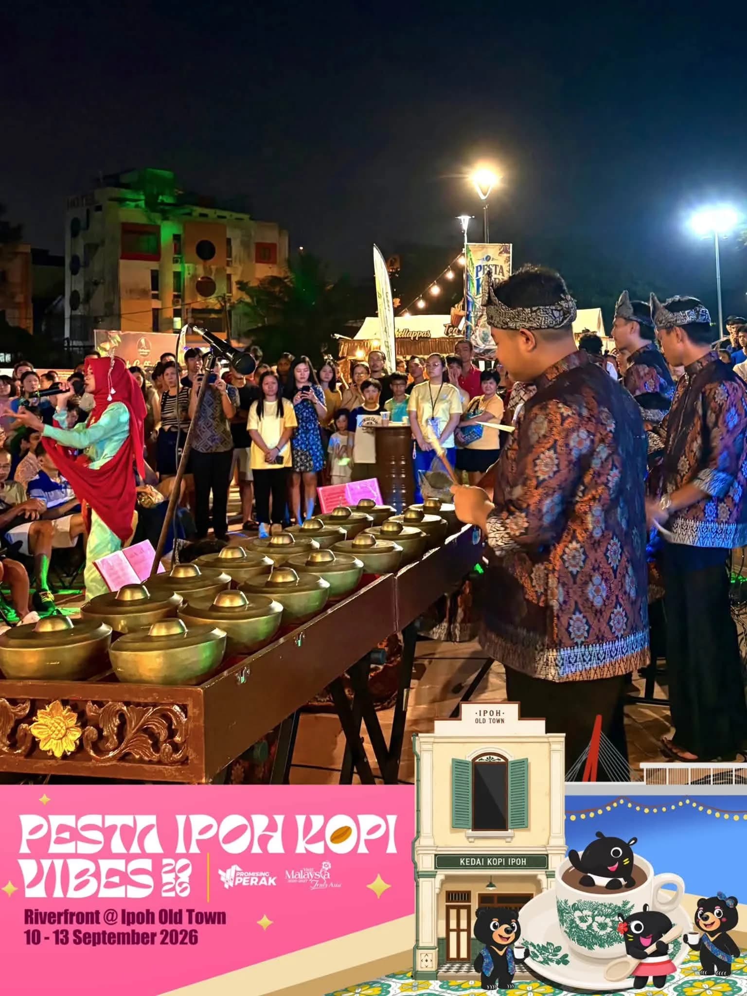 Kepelbagaian budaya & kaum kekuatan negara kita.